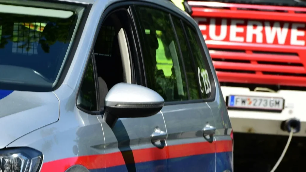 Radenthein Wohnungsbrand: Wie eine glimmende Zigarette eine 70-Jährige fast das Leben kostete